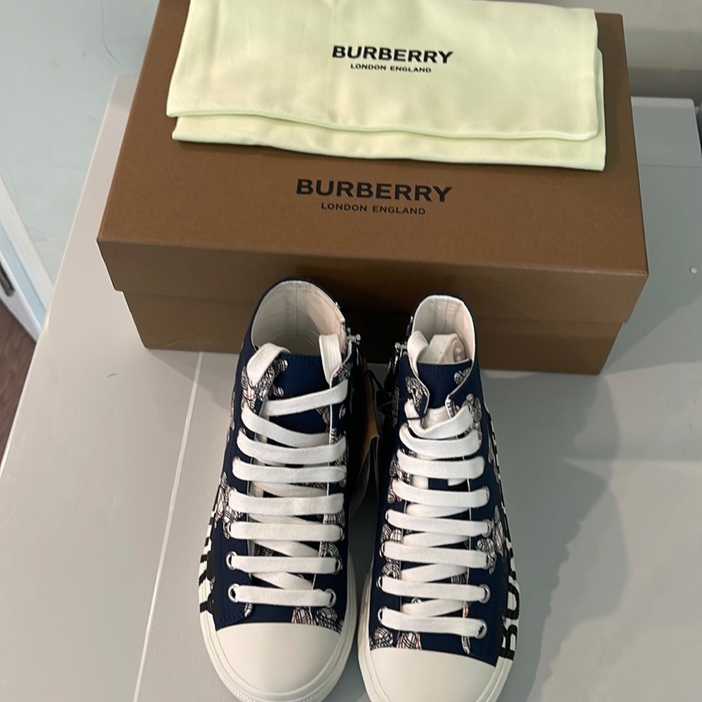 New in box Burberry kids high top sneakers